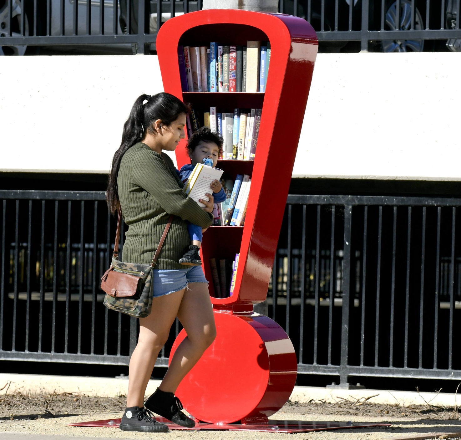 011420 Tiny Libraries exclamation mark 01.jpg